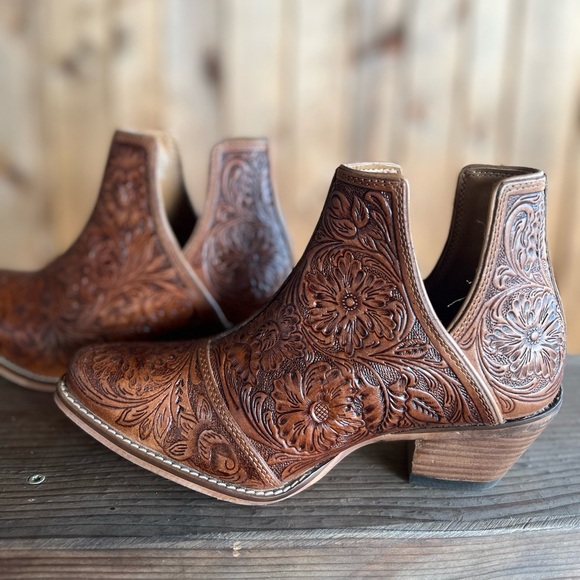 Dakota Charm Hand Tooled Genuine Leather Bootie Cowboy Boot Western Tan Brown - Picture 3 of 10